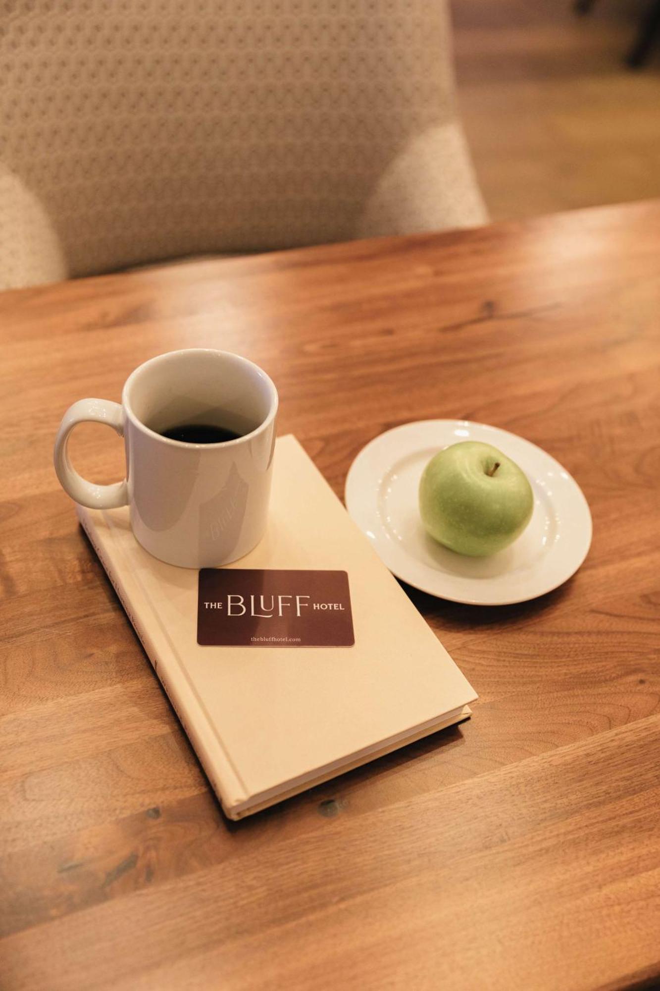 The Bluff Hotel Savannah, Tapestry Collection By Hilton Extérieur photo